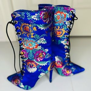 Royal blue satin boots size 6 Gucci style